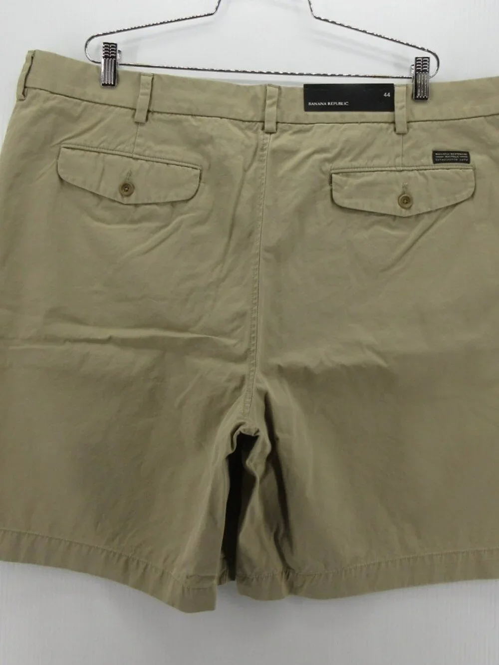 Banana Republic brand banana